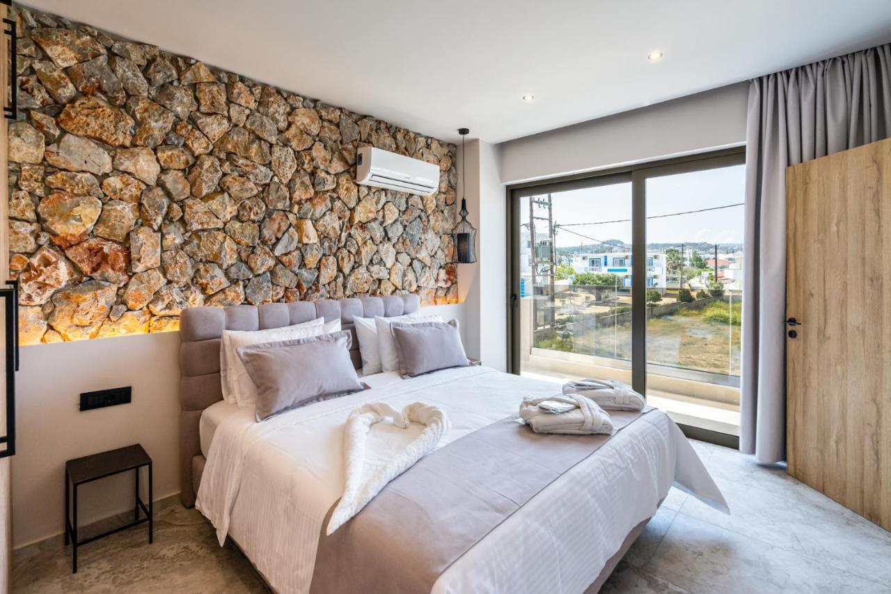 Pathos SeaSide Suites Faliraki Exterior foto